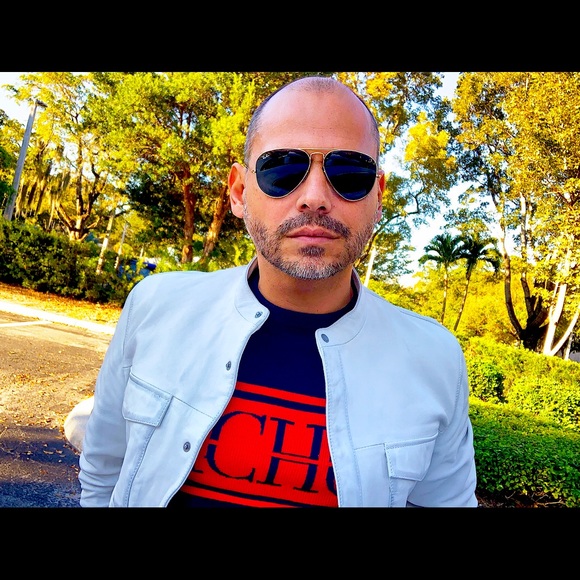 Meet your Posher, Ivan - Picture 1 of 6